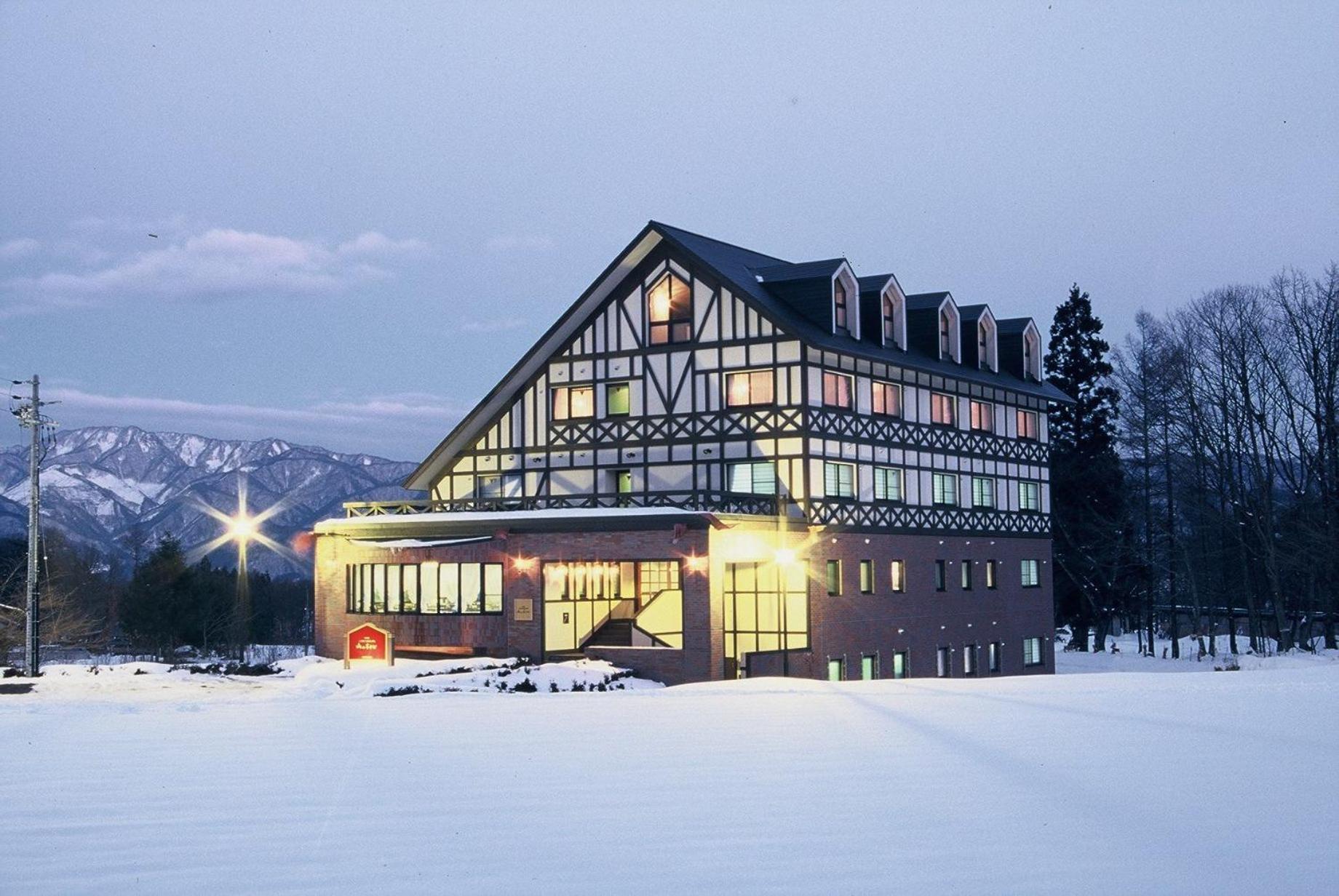 Hakuba Yamano Hotel Exterior photo